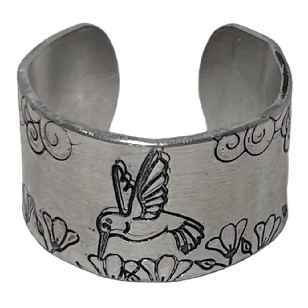 Handmade 9 stamped‎ humming bird & floral silver rounded edges wide cuff ring